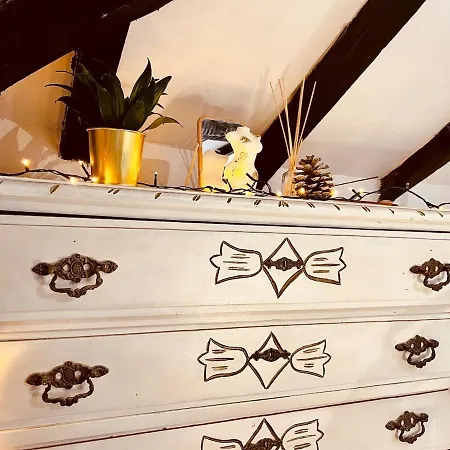 Cozy Near Bairro Alto ליסבון