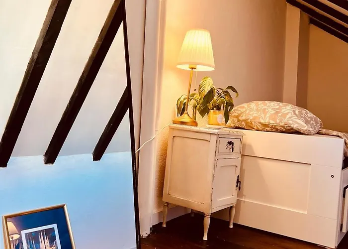Cozy Near Bairro Alto * ליסבון