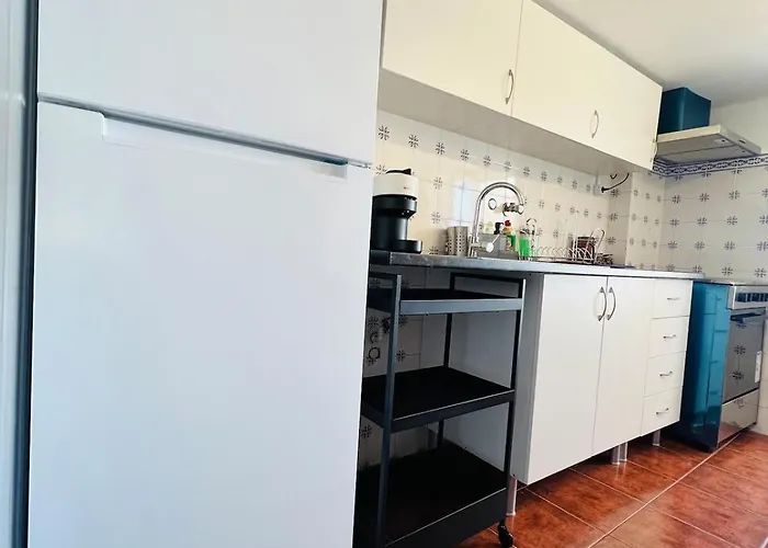 Apartment Cozy Near Bairro Alto Lisbon