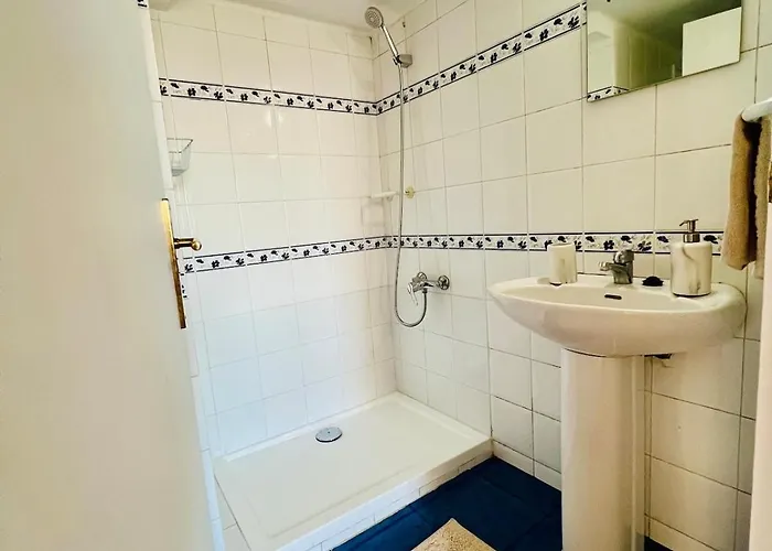 Apartment Cozy Near Bairro Alto